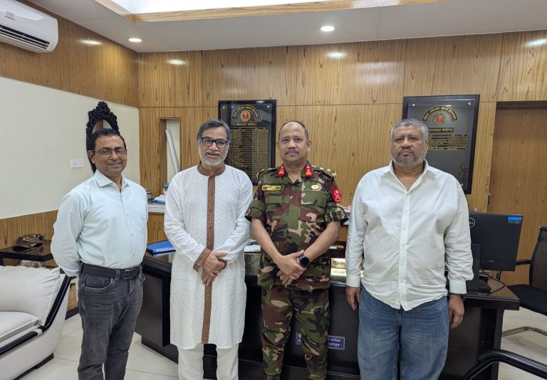  রোগী কল্যাণ সমিতি চমেকহাতে যাকাতের অর্থ প্রদান করলেন